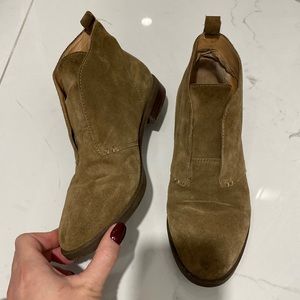 Franco Sarto Laceless Olive ankle bootie 9